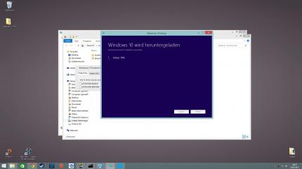 Der Download von Windows 10 kann - abhängig vom vergebenen Server unter der Internetverbindung - unter Umständen sehr viel Zeit in Anspruch nehmen. Im Praxistest auf vier verschiedenen PCs beobachteten wir Zeiträume zwischen 30 und 120 Minuten.
