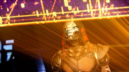 Figuren mit Charakter: Cayde-6 (im Screenshot) brachte uns mit seinem heiteren Naturell häufig zum Schmunzeln. Auch die restlichen Charaktere in König der Besessenen sind gelungen.
