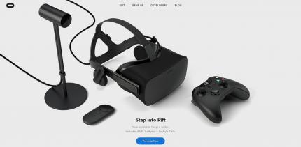 Oculus Rift, der Sensor, ein Xbox-One-Pad und eine Fernbedienung.