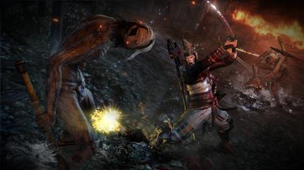 Die Kampfhaltung entscheidet darüber, wie stark und schnell wir in Nioh mit Katana, Speer und Axt austeilen.
