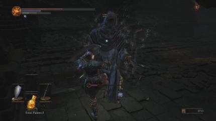 Mit dem Backstab macht ihr mit den meisten Feinden kurzen Prozess.