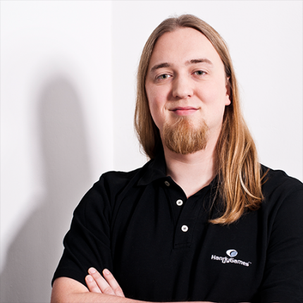 Geschäftsführer und Gründer Christopher Kassulke von HandyGames ist mehrfacher Preisträger des Deutschen Entwicklerpreises 2015. Seine Firma gewann dort unter anderem in der begehrten Kategorie 'Bestes Studio'.