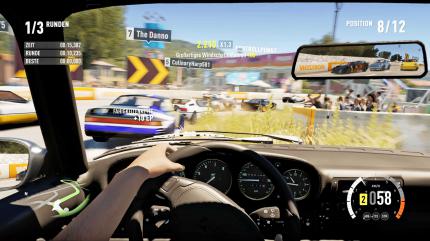 Die Fahrphysik der Horizon-Reihe nimmt es dem Spieler nicht übel, wenn er von der Strecke abkommt. Im Gegenteil: Das Gerase über Stock und Stein macht richtig Laune! (Forza Horizon 2)