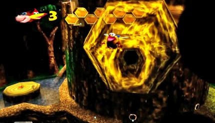 Nicht wie in Banjo-Tooie in allen, aber in vielen Welten verwandelt uns Mumbo Jumbo auf wunsch in eine alternative Form – in Click Clock Wood etwa in eine Biene.