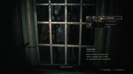 Resident Evil 2 Remake - Mit Bretter vernagelt ihr die Fenster, um Zombies auszusperren!