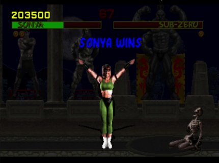 Heute sieht das Skelett, das im ersten Mortal Kombat nach Sonyas Fatality Move übrigbleibt, eher lächerlich aus. Doch in den 1990er-Jahren sorgte die Gewaltdarstellung für eine einschneidende Gesetzesänderung in den USA.<br> &nbsp;
