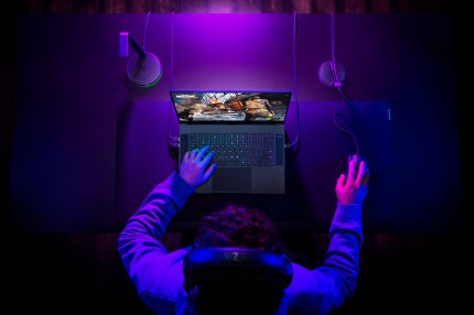 Razer Blade 15 Advanced: Höchste Gaming-Performance trifft auf elegantes Design