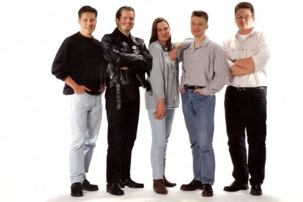 Die Originale: Thomas Borovksis, Florian „Stanglnator“ Stangl, Petra Maueröder, Harald Wagner und Oliver Menne bilden in den ersten Jahren das Kernteam von PC Games. Nicht im Bild: Rossi.&nbsp;