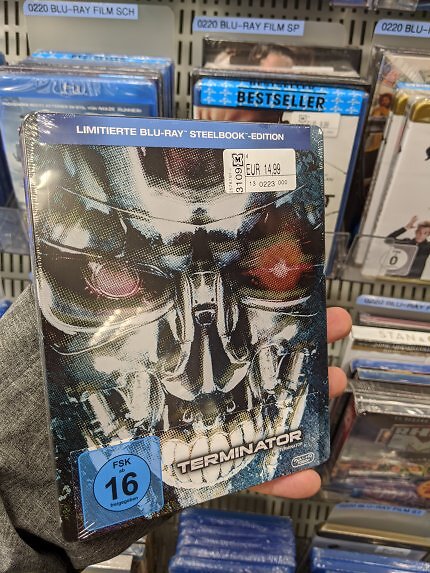Noch im Jahr 2019 direkt vor Ort gekauft - diese fantastische Sonderedition von Terminator aus dem Jahr 1984.