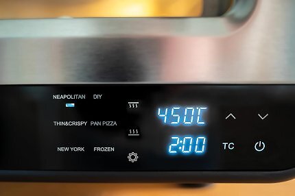 Der <strong>Unold Luigi</strong> bietet Programme für verschiedene Pizzaarten, darunter Neapolitan, Thin &amp; Crispy, New York, Pan Pizza und Frozen.