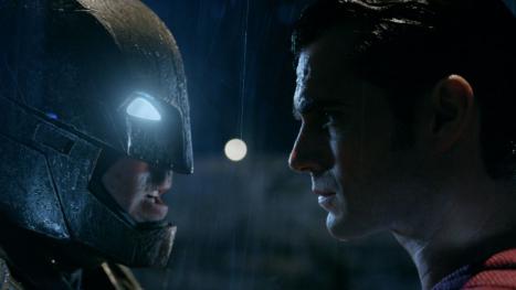 Batman v Superman - Dawn of Justice: Der Blu-ray-Test zum Heimkino-Release der Superhelden-Schlacht