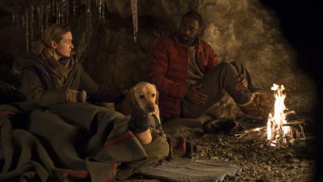 Zwischen zwei Leben: Filmkritik zur Survival-Romanze