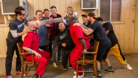 Jackass Forever in der Filmkritik: Vielleicht die beste Horrorkomödie des Jahres