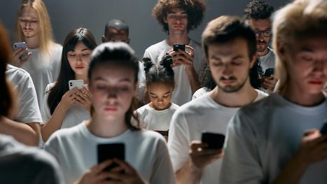 "Macht Kinder unglücklich": Großbritannien sperrt Unter-16-Jährige von sozialen Medien aus