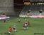 Genau wie in FIFA 2004 wird bei Ecken und indirekten Freistö&szlig;en kräftig gedrängelt, um in eine gute Position 
zu kommen.