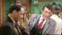 Zack (Frank Sinatra, l.) und Joe (Dean Martin) werden von Rivalen zu Partnern.