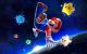 Auch der schnauzbärtige Klempner wagt einen Ausflug in die Tiefen des Weltalls. In <strong>Super Mario Galaxy</strong> schwingt ihr euch von einem Planeten zum Nächsten, um die wertvollen Sterne zu sammeln und dem Oberbösewicht Bowser Einhalt zu gebieten.