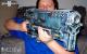 Papercraft: Aus Papier nachgebautes Gewehr aus Starcraft 2.