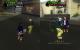 Bei Tony Hawk: American Wasteland können Sie mit einem Freund zusammen über die gleichen Areale fahren. Dabei können Sie sich auch in die Quere kommen, beziehungsweise Synchron-Moves vollführen.