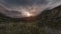 <strong>Dear Esther</strong> - Auch das Erzähl-Adventure Dear Esther spielt in Großbritannien - Schottland gehört schließlich weiter dazu. Auf einer unbenannten Insel in den Hebriden lassen wir uns von dem Sprecher mit britischem Akzent eine mysteriöse Geschichte erzählen.