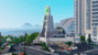<strong>Sim City</strong> ist keine schlechte Städtebau-Simulation. Solang man sie nicht mit Konkurrenzprodukten oder gar früheren Teilen der Maxis-Reihe vergleicht. Was die Spieler eigentlich vom neuen Sim City erwartete, zeigte Colossal Order mit Cities: Skylines. Wäre Sim City nicht so harsch von Spielern und Presse kritisiert worden, wäre Skylines übrigens nie entstanden, wie die Macher vor einigen Monaten mitteilten. Die meisten Genre-Fans greifen also entweder zu Skylines oder Sim City 4 Deluxe.