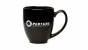 Die<strong><a class="posRel pe-4" href="http://www.jinx.com/p/portal_2_aperture_laboratories_coffee_mug.html?catid=" target="_blank" rel="noopener " >Portal-Tasse<span class="icon extLinkIcon posAbs"></span></a></strong> mit Aperture Science Motiv ist das ideale Geschenk für exzessive Kaffe-Trinker. Die können nämlich nie genug Tassen haben.