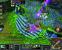 Auch League of Legends orientiert sich erkennbar stark an Warcraft 3 und wurde bereits im Oktober 2009 von Riot Games, ebenfalls als Free2Play-Titel, veröffentlicht. Wie bei den meisten Spielen dieses Kalibers dauert ein Match in der Regel nur 15 bis 60 Minuten.