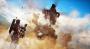 Je weiter der Story-Fortschritt, desto mächtiger die Bewaffnung der Rebellen - mit einer Minigun holt man schon mal locker feindliche Helikopter vom Himmel.