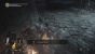Der Firelink Shrine ist mit vielen dunklen Ecken versehen, in den sich später zwielichtige oder hilfreiche Individuen aufhalten.