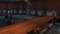 Die <strong>Underworld Tavern</strong> in Deus Ex trägt ihren Namen zurecht. Hier trefft ihr auf die New Yorker Unterwelt einer dystopischen Zukunfsversion. Hier findet ihr Waffen, Drogen Alkohol und natürlich zwielichtige Persönlichkeiten, die an der Bar und in den dunklen Ecken hocken. Diese Kneipe gehört definitiv zu solchen, in denen niemand freiwillig seinen Feierabend verbringt, um zu sozialisieren oder gemütlich ein Bier zu trinken.