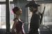 Thandie Newton als Maeve und Rodrigo Santoro als Hector.