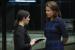 Sidse Babett Knudsen als Theresa Cullen (li.) und Shannon Woodward ("The Breakup Girl") als Elsie Hughes, einer aufstrebenden Programmiererin, die die merkwürdigen Eigenarten der Roboter untersuchen soll.