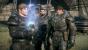 Die Story von Gears of War ist Beiwerk: Marcus Fenix (rechts) und sein Team halten die Locust auf.