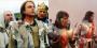 Links: Sam Neill als Protagonist in "Merlin" / Rechts: In "Excalibur" geht's blutig zur Sache