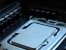 Ein Core i5-12400 in seinem Mainboard-Sockel fixiert