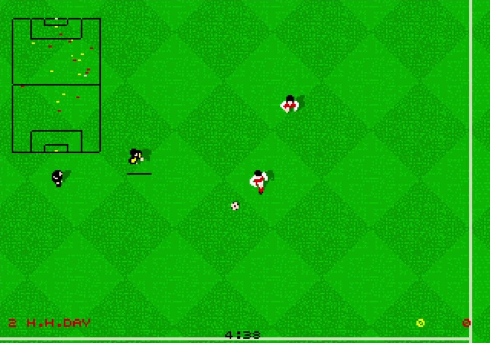 Kick Off 2 von 1990 baute auf seinem radikalen Vorgänger auf und optimierte den Fußball-Hit mit vielen sinnvollen Features und Steuerungsmechaniken.<br> &nbsp;