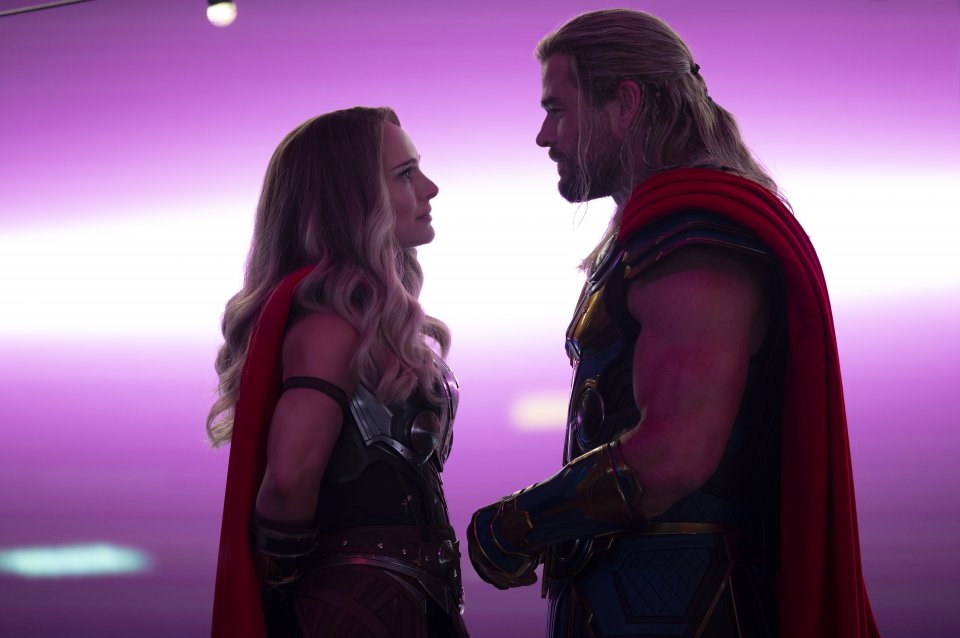 <strong>'Eine neue Runde Herzschmerz für Herrn Odinson!':</strong> Thor hat schon so einiges mitgemacht, jetzt musste er sich auch von seiner großen Liebe verabschieden - ein Wiedersehen könnte es dennoch geben, das gäbe es aber vermutlich nur mit ordentlich Herzschmerz für MCU-Fans.