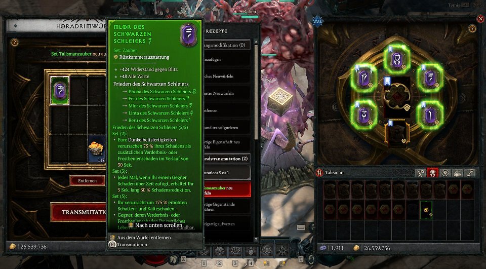 Gameplay-Screenshot aus Diablo 4 Lord of Hatred zeigt das geöffnete Interface des Horadrimwürfels. Ein grüner Set-Talismanzauber namens "Mlor des Schwarzen Schleiers" wird für eine Transmutation vorbereitet, während rechts das Talisman-Menü zu sehen ist.