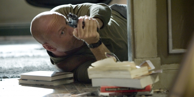 Zielsicher: Bruce Willis läßt es wieder krachen.