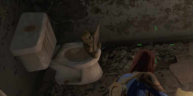 Eigentlich kein Easter Egg im klassischen Sinne, aber die Entwickler von Bethesda haben sich den Spaß gemacht überall in Fallout 4 Teddys in den unterschiedlichsten Posen zu platzieren. Entweder wie hier mit der Zeitung auf dem Klo oder am Steuer eines Schulbusses. Möglicherweise hatten die Entwickler bei der Platzierung dieses Plüschbären auch Ted von Seth MacFarlane im Gedanken. Wenn ihr auch witzige Teddybären bei euren Steifzügen durch das Ödland entdeckt, lasst es uns doch in den Kommentaren wissen.