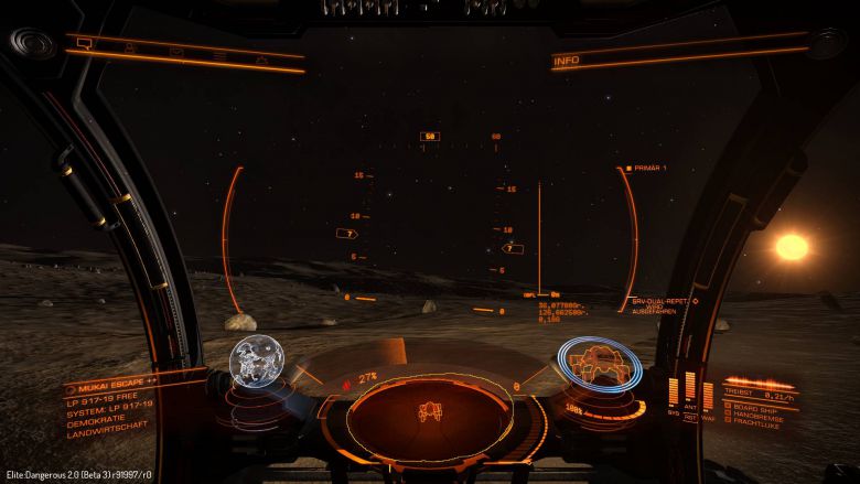 Elite Dangerous: Horizons - Mit dem SRV düst ihr über Planetenoberflächen.
