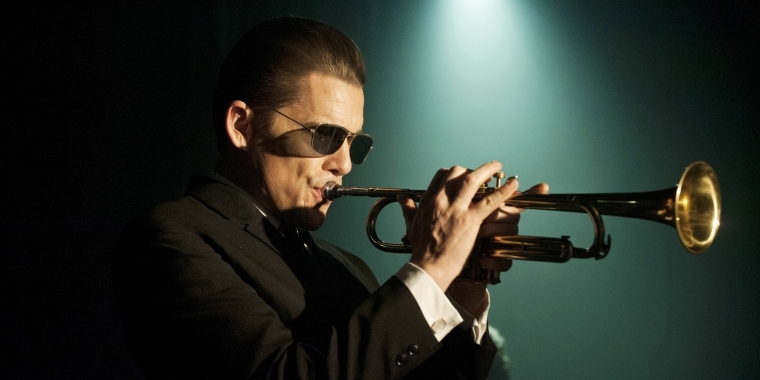 Jazztrompeter Chet Baker in "Born to Be Blue"