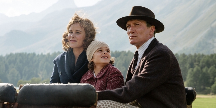 Als Hitler das rosa Kaninchen stahl: Kinokritik zur Romanadaption (1)