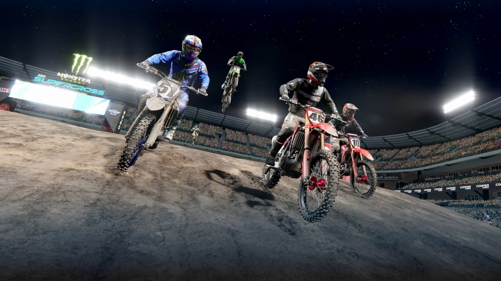 Monster Energy Supercross 4: Hübsche Grafik trifft auf mittelmäßige Physik